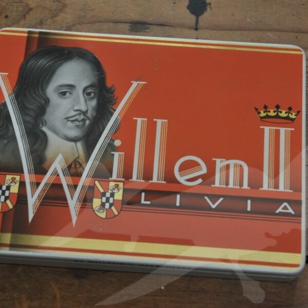 Staré balení plechová krabice plná doutníku - Willem II. Livia