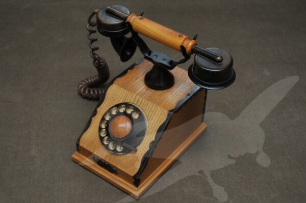 Retro telefon TESLA Cs20 Stropkov