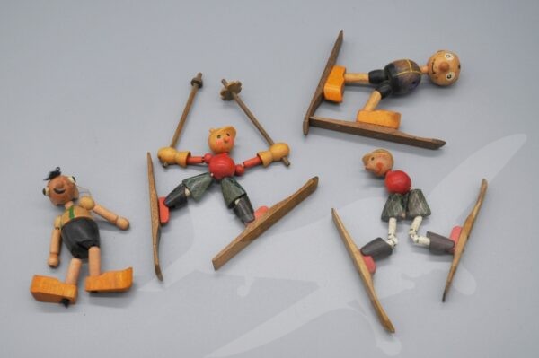4 x dřevěná figurka Johann Schowanek