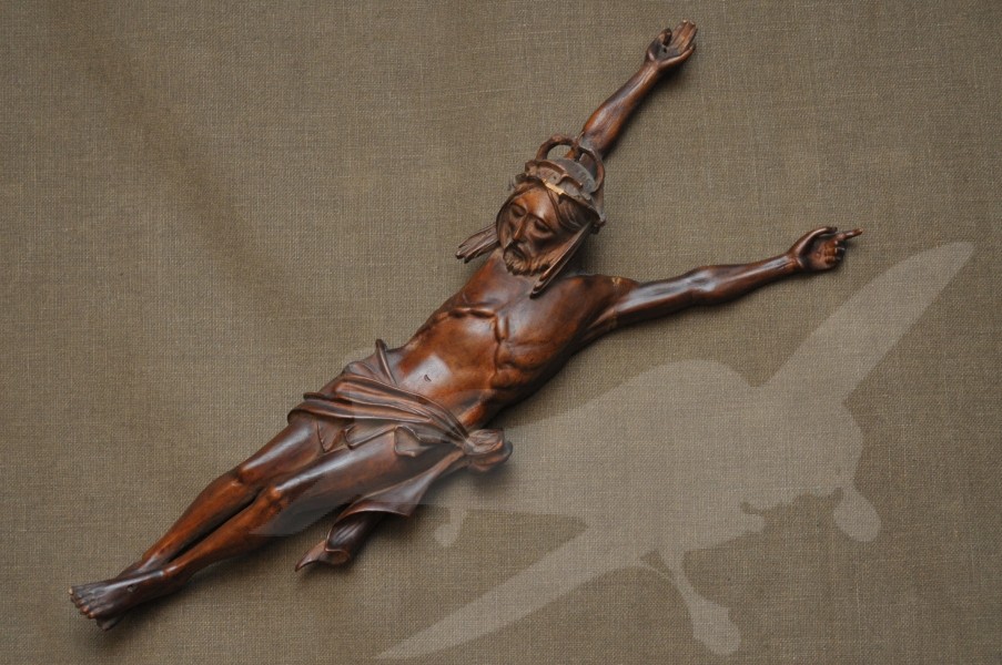 Starožitný vyřezávaný Kristus na kříži - bez kříže