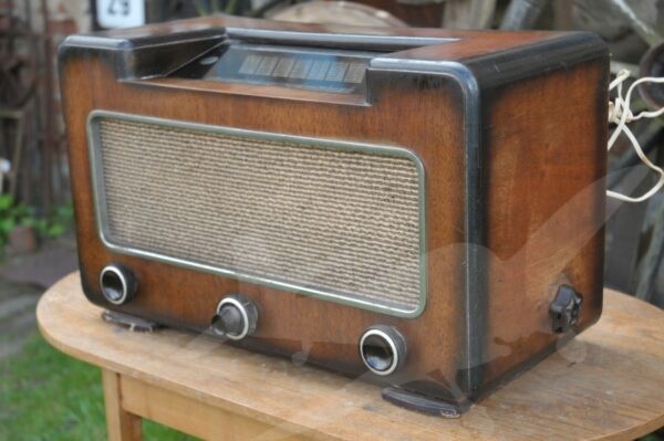 Rádio Telefunken Colombo - Image 5