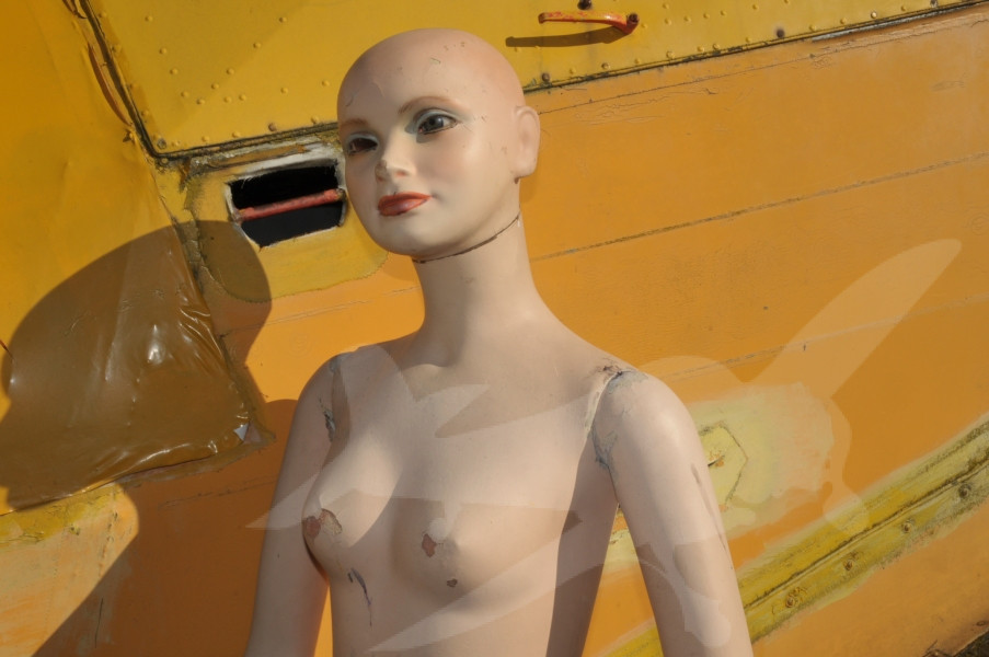 Retro stará figurína