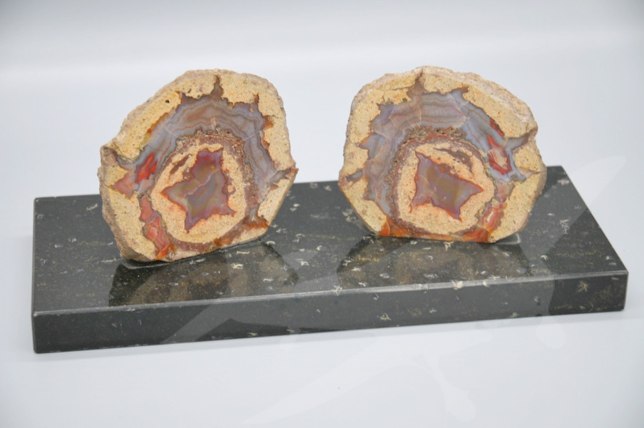Těžítko leštěný achát mineralogie