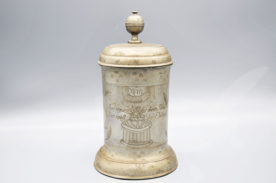 Starožitný cínový korbel 1792