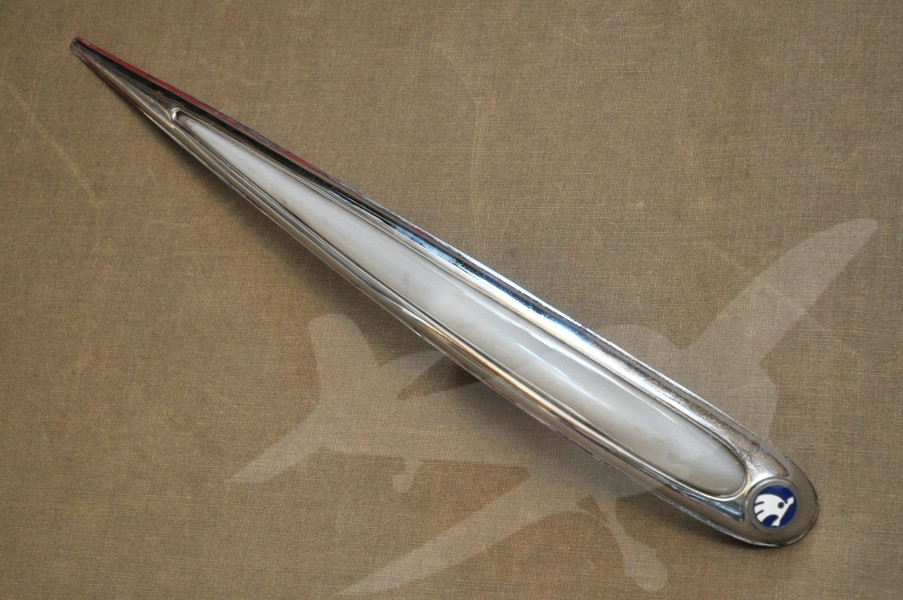 Slza přední kapoty Škoda 1200 – 1201